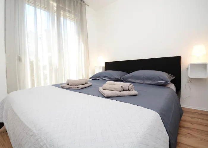 Apartment T&L